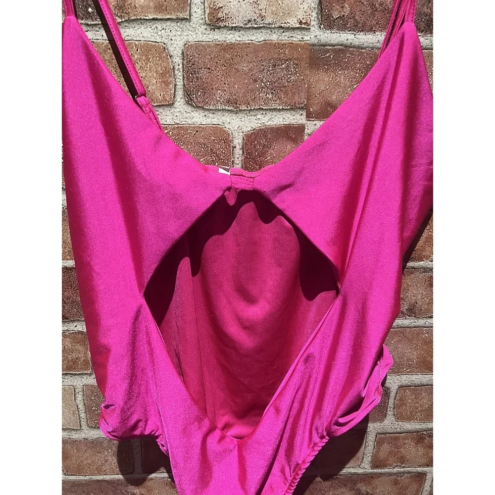 The Unbranded Brand women hot